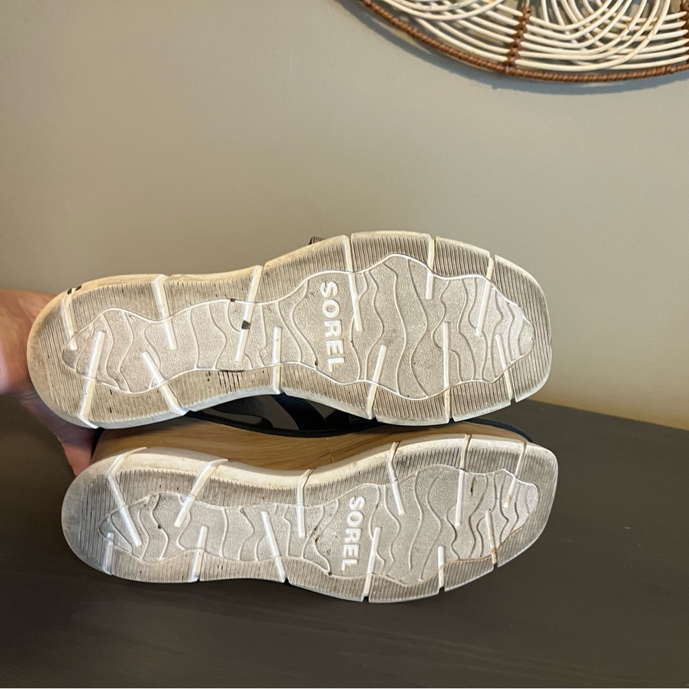 Beige Strappy Platform Sandals with Elastic Ankles - Picture 9 of 11